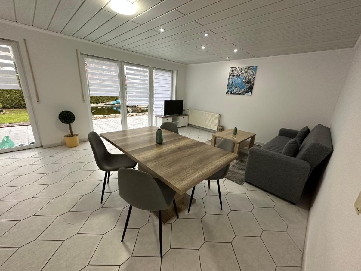 Ferienwohnung Am Hafen Ruestersiel Wilhelmshaven Exterior foto